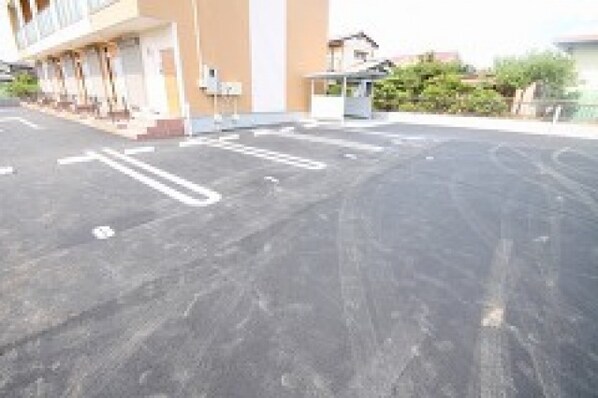 ヴィラ・ユーリの物件外観写真